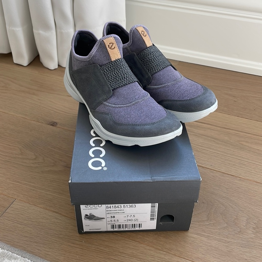 NWT Ecco Biom Street light purple walking shoes size EU 38 (US 7-7.5)